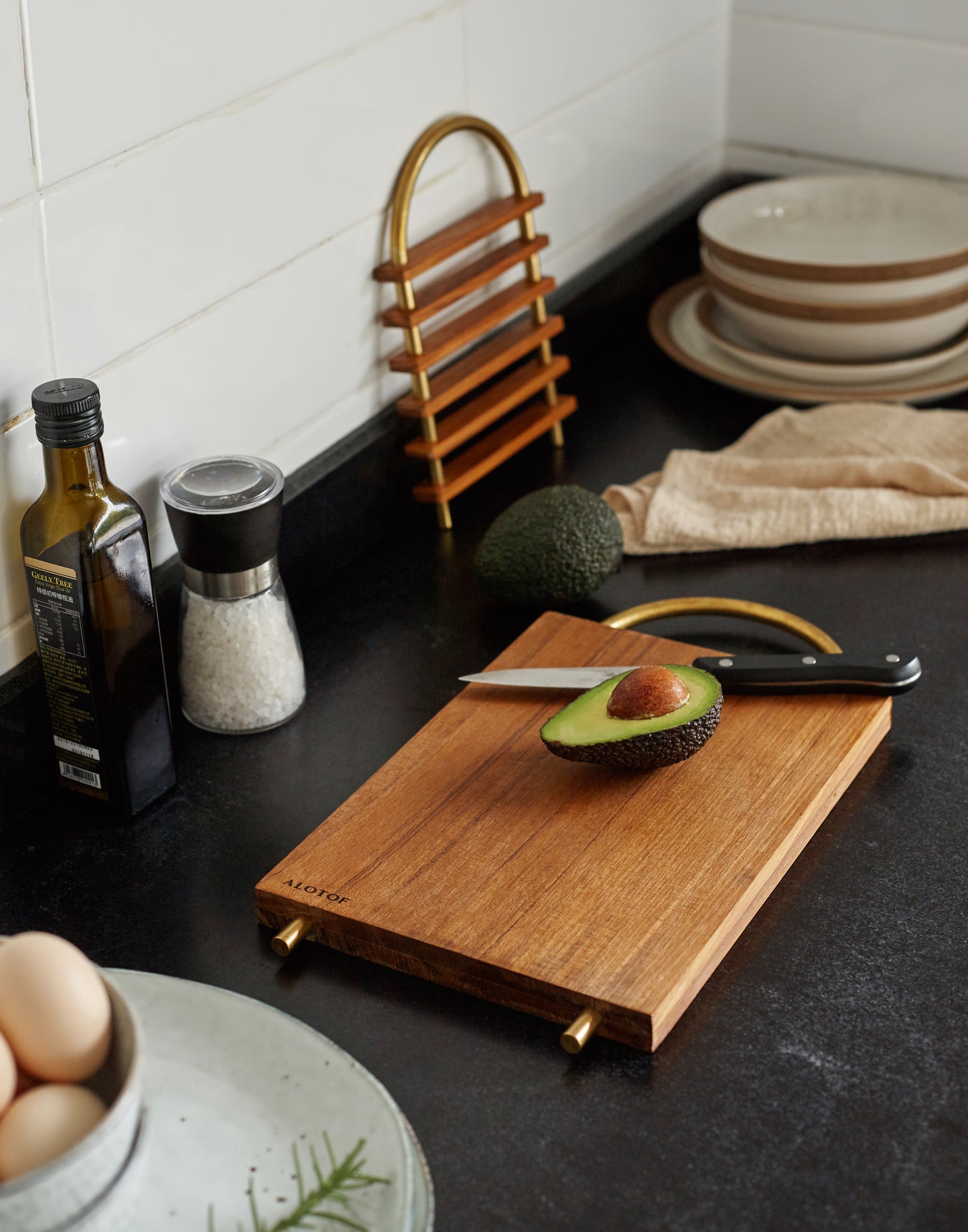 Brass-TeakCuttingBoard