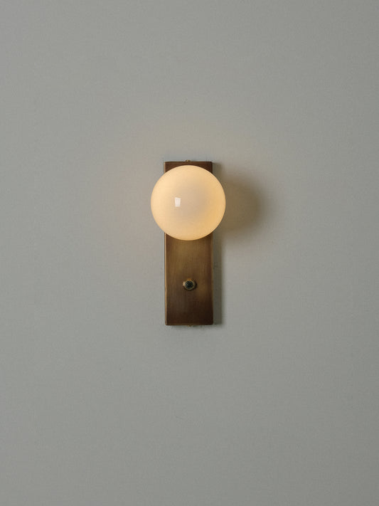 SpriteSight | Single Globe Wall Lamp