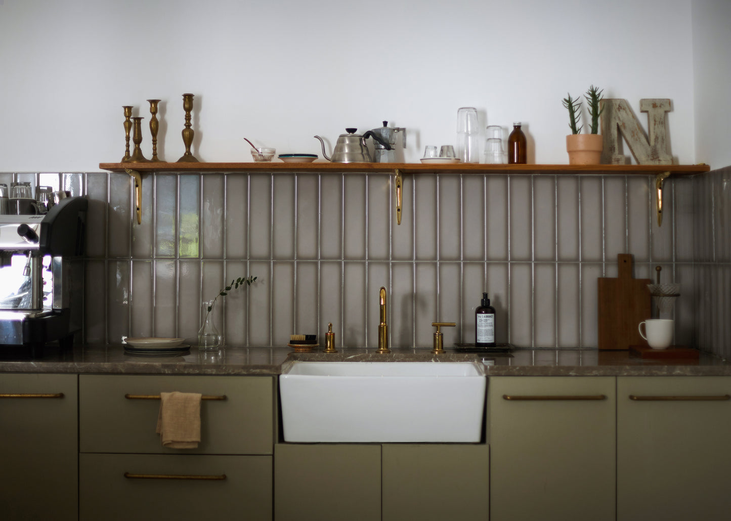 Shelf Bracket