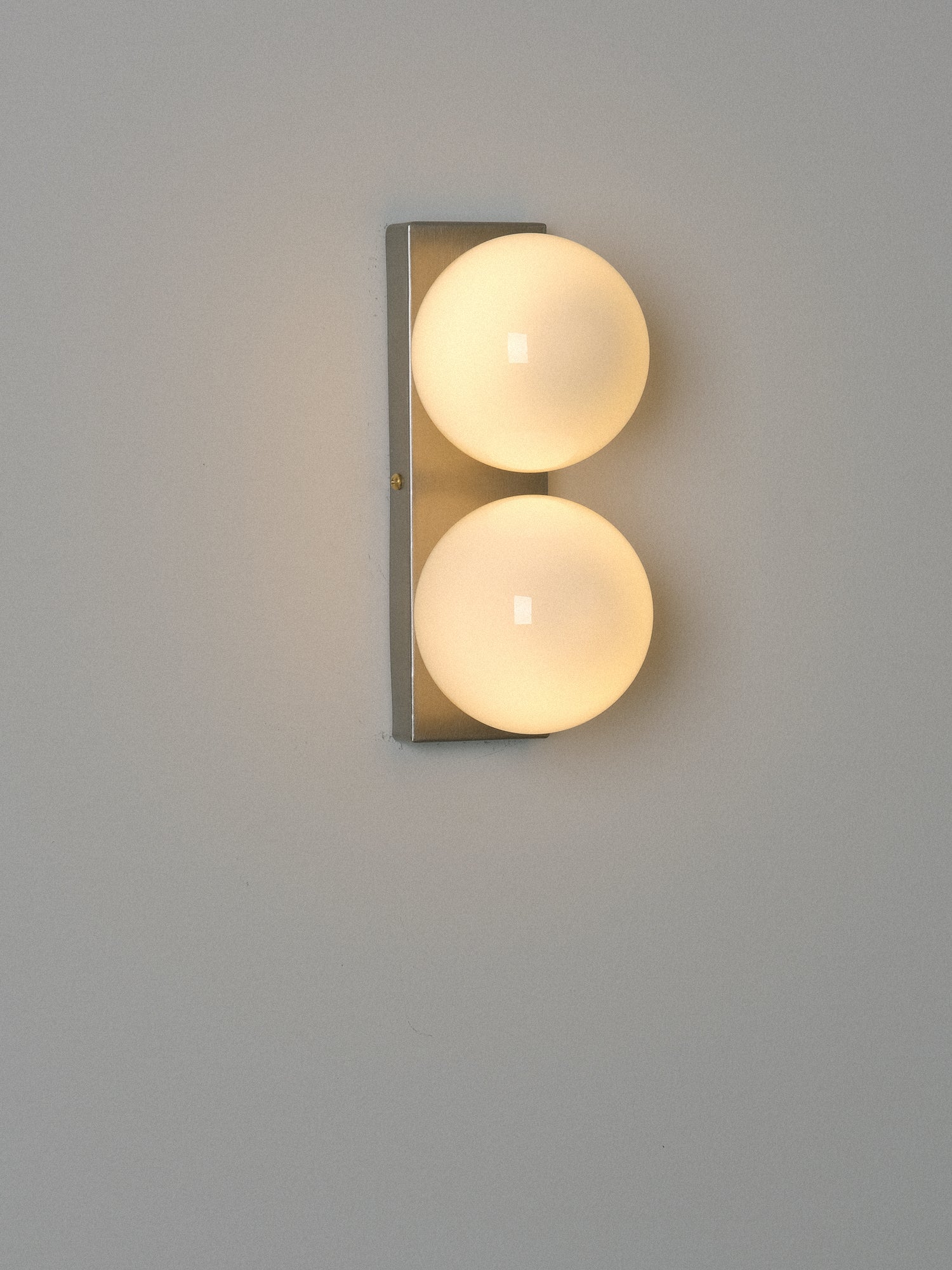Double Globe Wall Lamp
