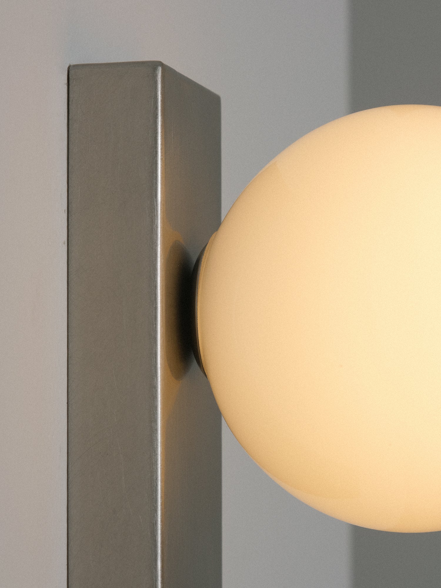 Double Globe Wall Lamp