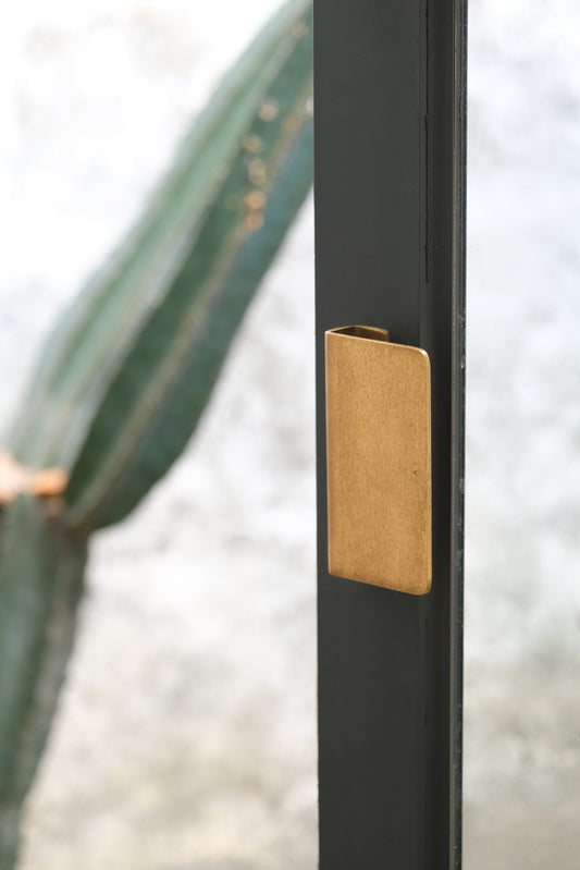 DoorHandle
