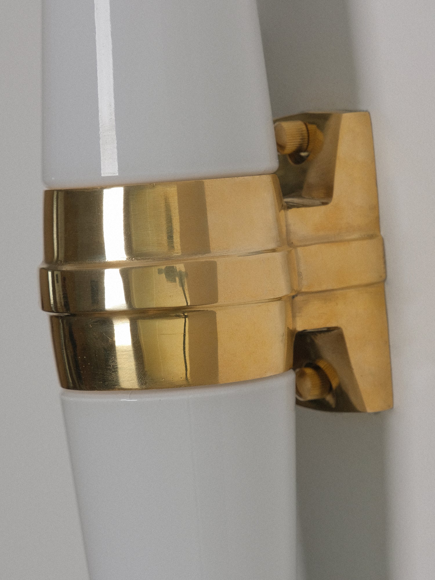 Vintage Twin-Light Wall Lamp