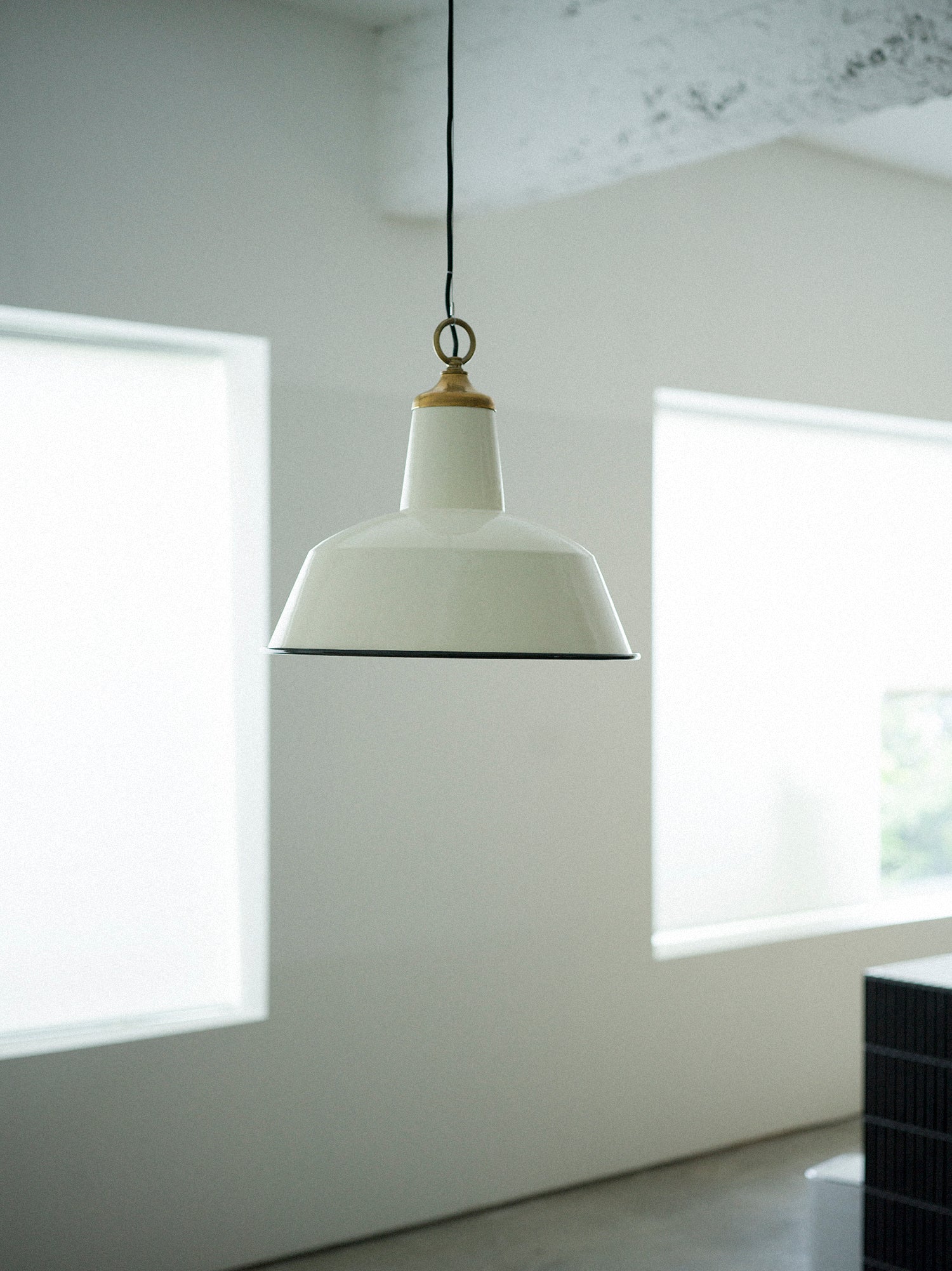 White Enamel Pendant Light